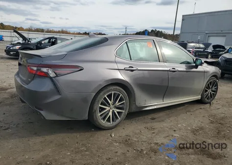 2021 Toyota Camry Se z USA, uszkodzony, nr VIN 4T1G11BK6MU030145